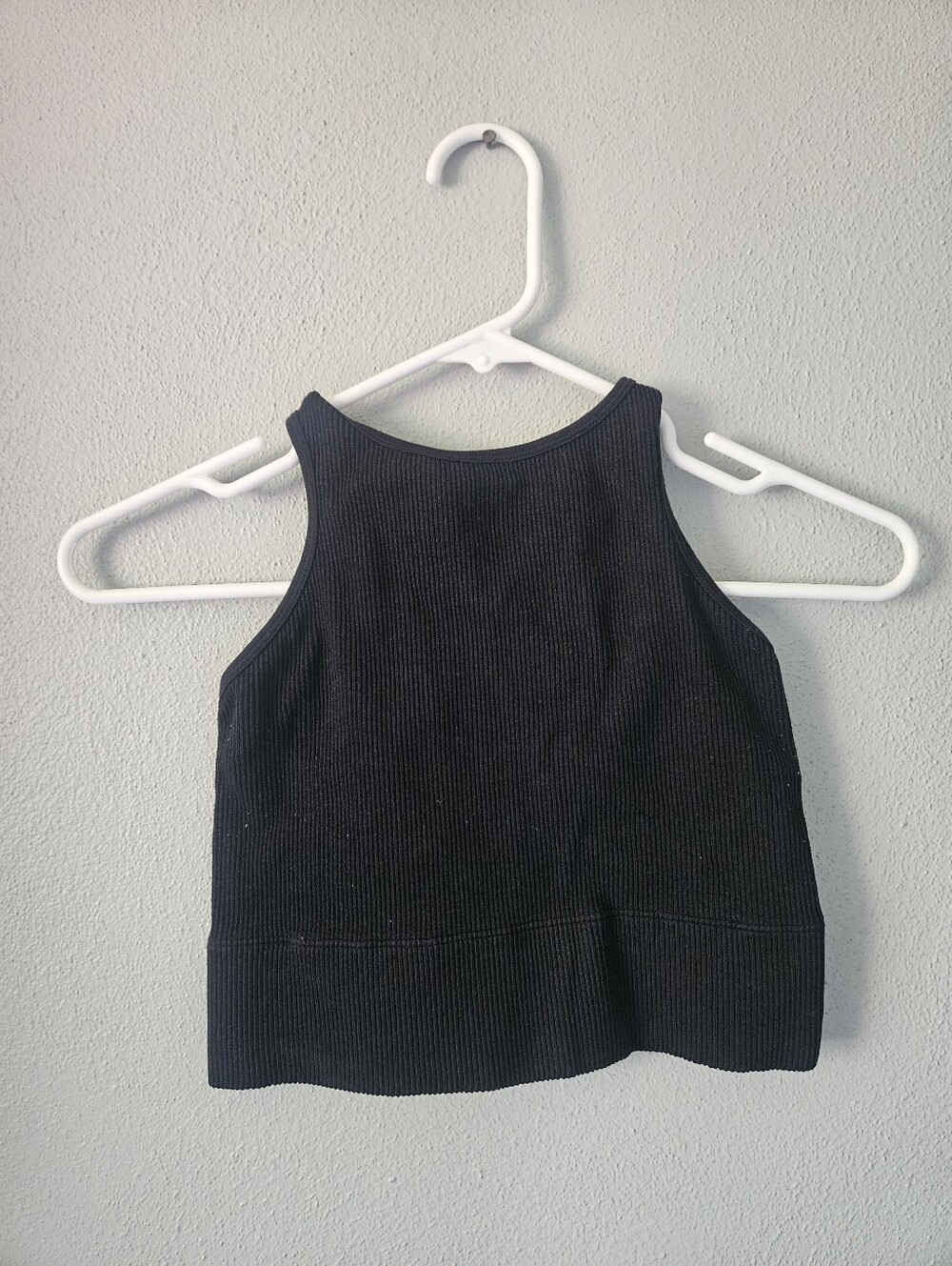 Gilly Hicks Black Ribbed Crop Tank